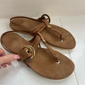 Stuart Weitzman Tan Benni Leather Sandals size 8 suede brown gold thong